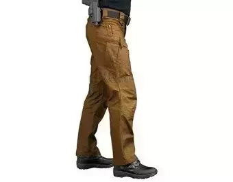 Pantalones tácticos urbanos UTP (Rip-Stop) - marrón coyote